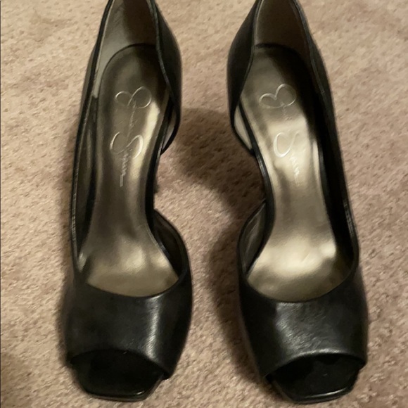 JS heels - Picture 2 of 2